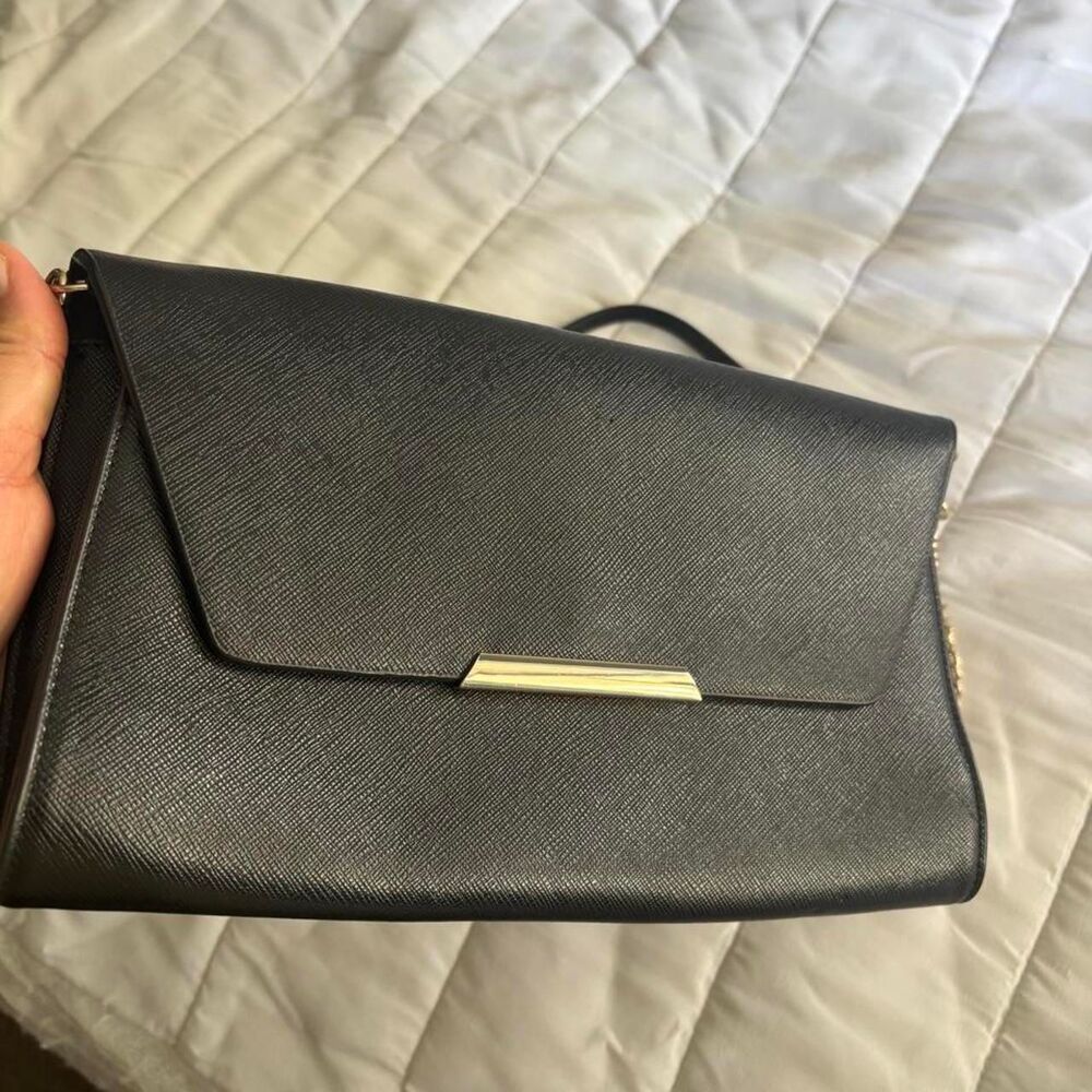 H&M Women's Black Envelope or Crossbody Bag ♠️
